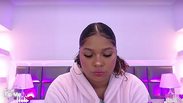 LennaEvans online show from 20, 9, 2025