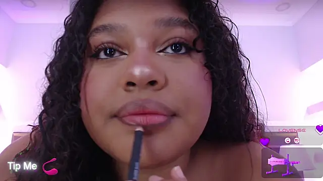 LennaEvans online show from 23, 9, 2025