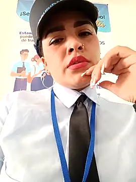 Snapshot of MAYE__13 chatting on 22, 11, 2025 MAYE 13 online show from 22, 11, 2025