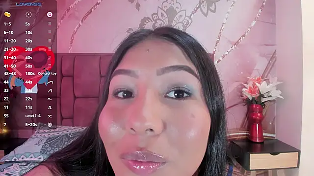 Snapshot of luna_maisonn chatting on 11, 9, 2025 luna maisonn online show from 11, 9, 2025