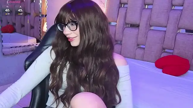 Snapshot of ZharaLux chatting on 18, 1, 2026 ZharaLux online show from 18, 1, 2026