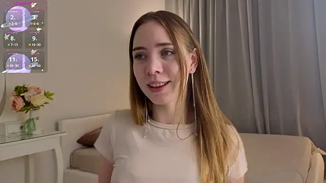 Snapshot of CarollSmithh chatting on 22, 11, 2025 CarollSmithh online show from 22, 11, 2025