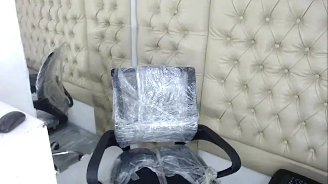 JessicaHott01 online show from 8, 2, 2026