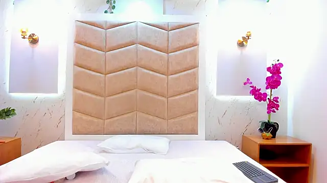 Snapshot of JanexHope chatting on 7, 11, 2025 JanexHope online show from 7, 11, 2025