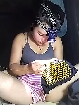 lylylove online show from 17, 2, 2026