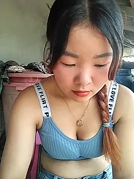 Snapshot of lylylove chatting on 14, 6, 2026 lylylove online show from 14, 6, 2026