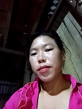 Snapshot of Ngocmi909 chatting on 13, 10, 2025 Ngocmi909 online show from 13, 10, 2025
