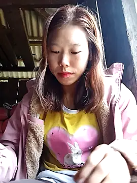 Snapshot of Ngocmi909 chatting on 24, 10, 2025 Ngocmi909 online show from 24, 10, 2025