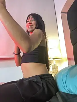 Snapshot of Kylie_Patrick chatting on 3, 10, 2025 Kylie Patrick online show from 3, 10, 2025