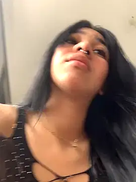 Snapshot of Kylie_Patrick chatting on 23, 11, 2025 Kylie Patrick online show from 23, 11, 2025