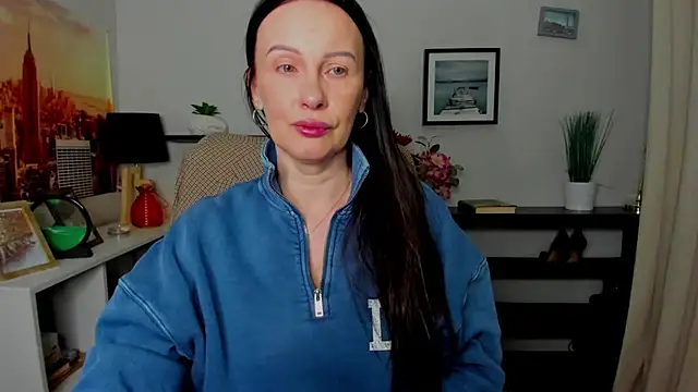 Snapshot of Velvet_Jasmine chatting on 21, 11, 2025 Velvet Jasmine online show from 21, 11, 2025