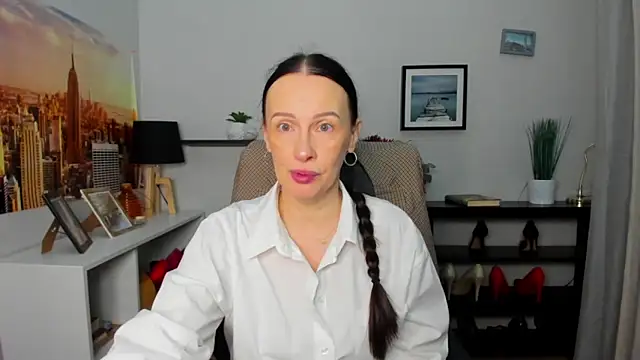 Snapshot of Velvet_Jasmine chatting on 19, 12, 2025 Velvet Jasmine online show from 19, 12, 2025