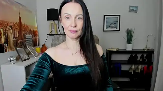 Snapshot of Velvet_Jasmine chatting on 4, 2, 2026 Velvet Jasmine online show from 4, 2, 2026