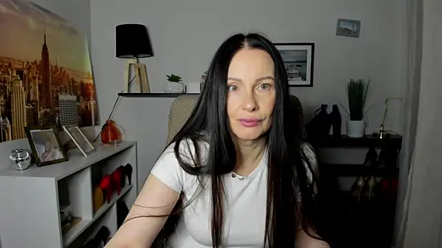 Snapshot of Velvet_Jasmine chatting on 13, 2, 2026 Velvet Jasmine online show from 13, 2, 2026