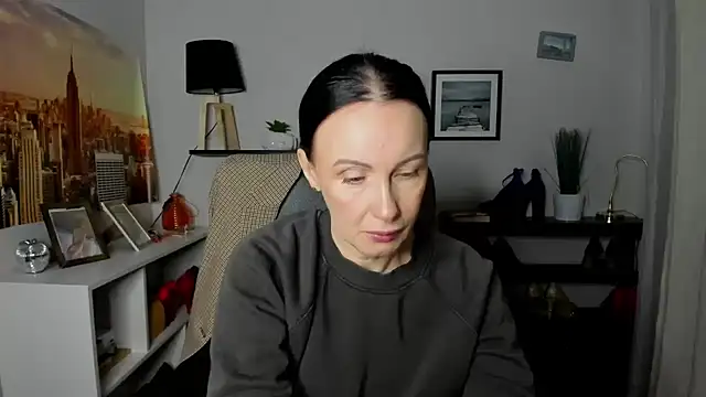 Snapshot of Velvet_Jasmine chatting on 17, 2, 2026 Velvet Jasmine online show from 17, 2, 2026