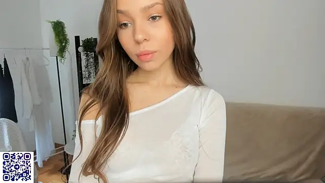 Snapshot of BlurryWish chatting on 21, 9, 2025 BlurryWish online show from 21, 9, 2025