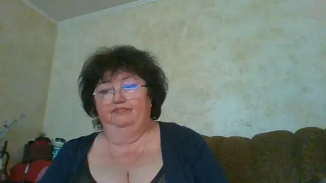 Snapshot of MilaSky5303 chatting on 17, 6, 2026 MilaSky5303 online show from 17, 6, 2026