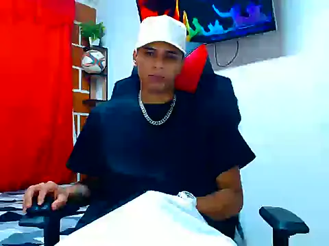 Snapshot of cristian_tayron1 chatting on 2, 7, 2026 cristian tayron1 online show from 2, 7, 2026