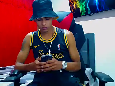 Snapshot of cristian_tayron1 chatting on 4, 7, 2026 cristian tayron1 online show from 4, 7, 2026