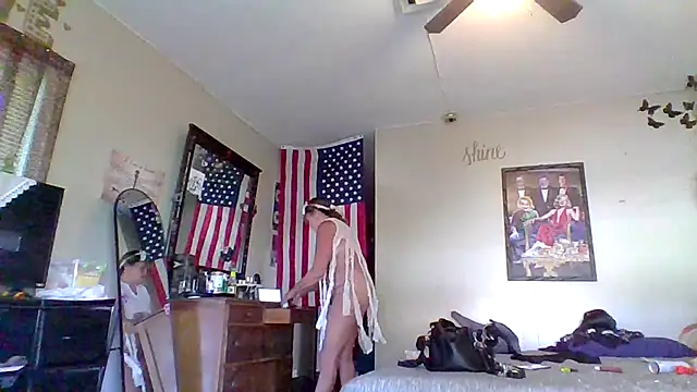 Bored Grandma online show from 3, 10, 2025