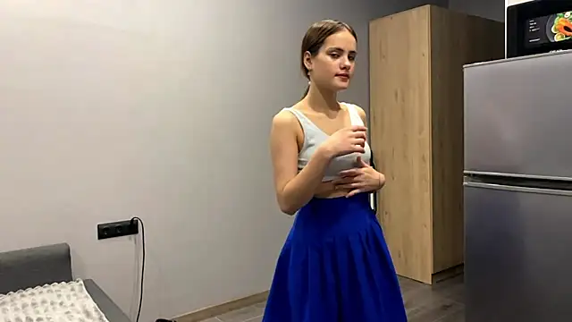 Snapshot of AiMinix chatting on 11, 9, 2025 AiMinix online show from 11, 9, 2025