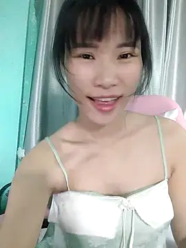 Snapshot of Ly-ny chatting on 26, 10, 2025 Ly-ny online show from 26, 10, 2025