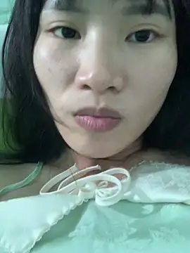 Snapshot of Ly-ny chatting on 26, 11, 2025 Ly-ny online show from 26, 11, 2025