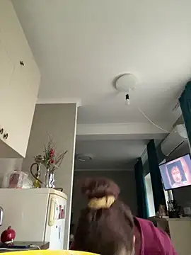 Snapshot of AliceCurlyX chatting on 30, 11, 2025 AliceCurlyX online show from 30, 11, 2025