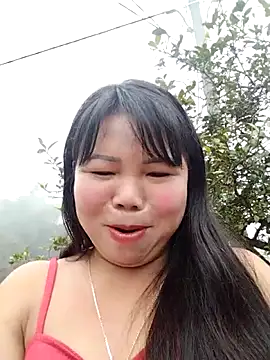 Snapshot of lusy-00 chatting on 4, 12, 2025 lusy-00 online show from 4, 12, 2025