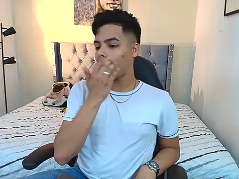 Snapshot of stewart_mateo_ chatting on 25, 9, 2025 stewart mateo online show from 25, 9, 2025