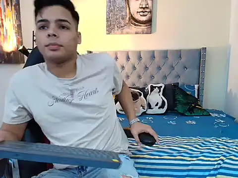 Snapshot of stewart_mateo_ chatting on 18, 10, 2025 stewart mateo online show from 18, 10, 2025