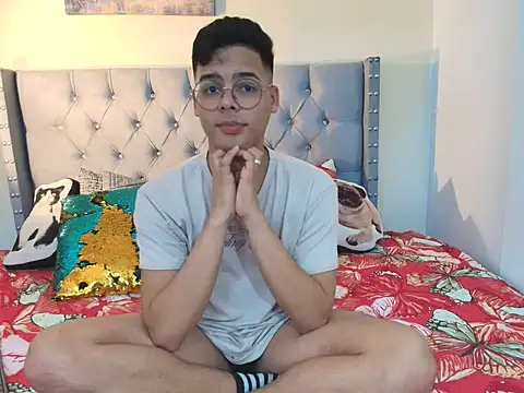 Snapshot of stewart_mateo_ chatting on 15, 11, 2025 stewart mateo online show from 15, 11, 2025