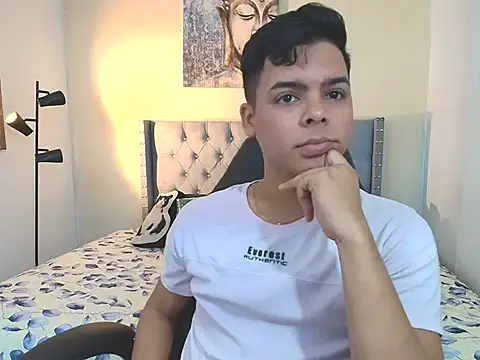 Snapshot of stewart_mateo_ chatting on 25, 11, 2025 stewart mateo online show from 25, 11, 2025