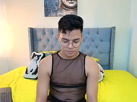 Snapshot of stewart_mateo_ chatting on 30, 11, 2025 stewart mateo online show from 30, 11, 2025