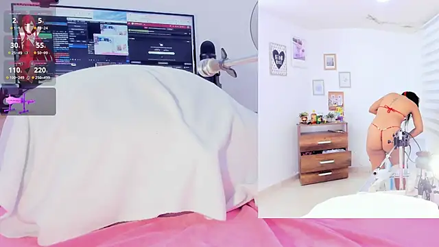 Snapshot of Rosy_Emely chatting on 29, 10, 2025 Rosy Emely online show from 29, 10, 2025