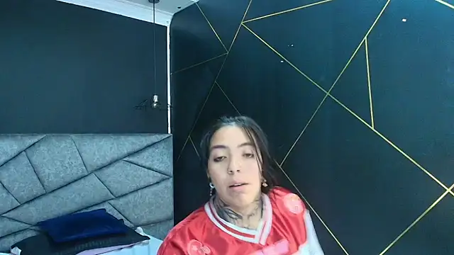 LiaMonroee  online show from 2, 12, 2025