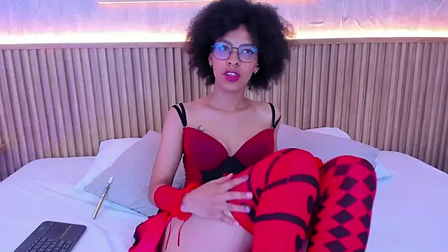 Snapshot of sophie_rojas chatting on 29, 10, 2025 sophie rojas online show from 29, 10, 2025