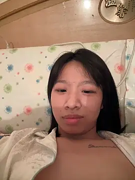 Snapshot of jingjing005 chatting on 5, 11, 2025 jingjing005 online show from 5, 11, 2025