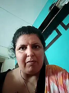 Snapshot of Jann_Riya333 chatting on 6, 10, 2025 Jann Riya333 online show from 6, 10, 2025