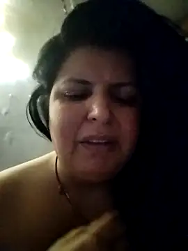 Snapshot of Jann_Riya333 chatting on 12, 11, 2025 Jann Riya333 online show from 12, 11, 2025