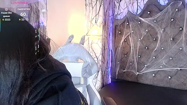 Snapshot of Zami_Escobar_of chatting on 1, 11, 2025 Zami Escobar of online show from 1, 11, 2025