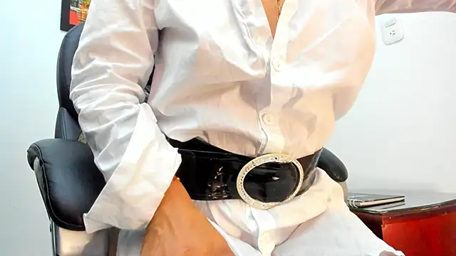 Snapshot of Ms_lunaRose chatting on 19, 9, 2025 Ms lunaRose online show from 19, 9, 2025