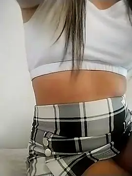 Snapshot of Ms_lunaRose chatting on 19, 11, 2025 Ms lunaRose online show from 19, 11, 2025