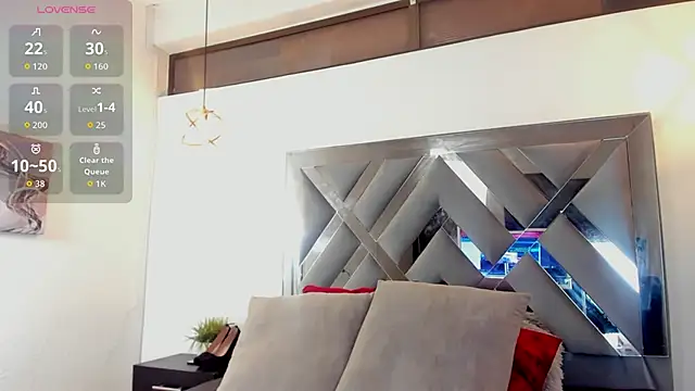 Snapshot of Candy_Hott7 chatting on 13, 11, 2025 Candy Hott7 online show from 13, 11, 2025