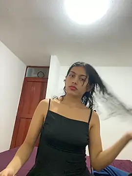 Snapshot of Nezuko-uWux chatting on 13, 9, 2025 Nezuko-uWux online show from 13, 9, 2025