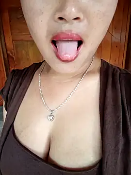 Snapshot of maycuc123 chatting on 18, 9, 2025 maycuc123 online show from 18, 9, 2025