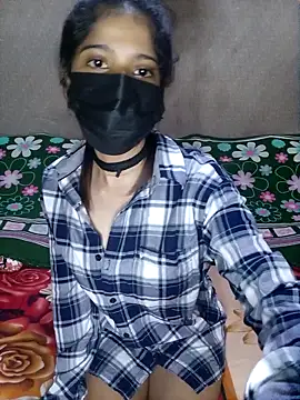 Snapshot of emali_baba chatting on 12, 9, 2025 emali baba online show from 12, 9, 2025