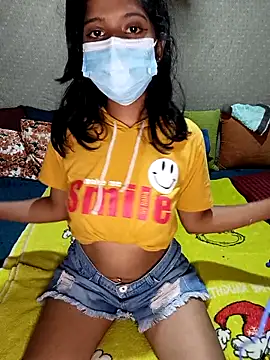 Snapshot of emali_baba chatting on 19, 12, 2025 emali baba online show from 19, 12, 2025