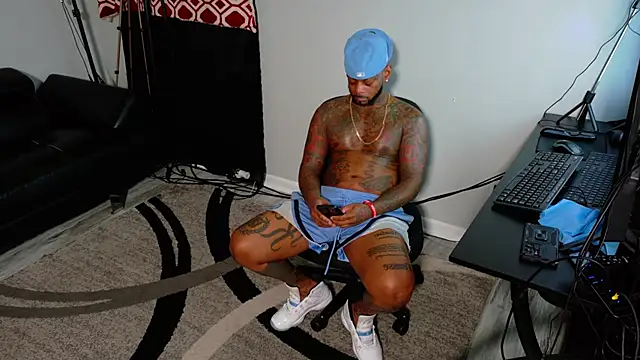 SLANGONDEMHOES online show from 1, 12, 2025