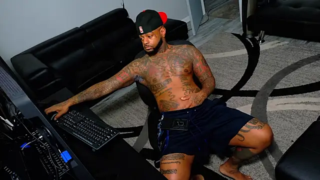 SLANGONDEMHOES online show from 2, 2, 2026